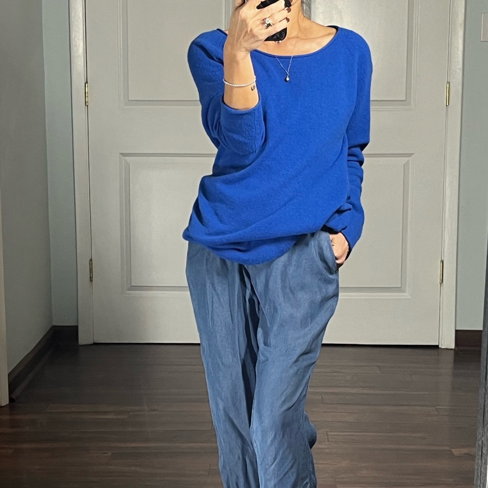 Gretchen Scott 100% cashmere sweater in royal blue size L